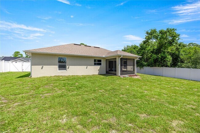 Building Photo - 2868 SW 165th Pl