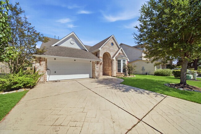 Building Photo - 14207 Hawkesbury Ct