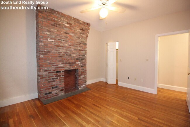 Building Photo - 11 Worcester St