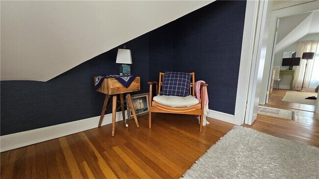 Building Photo - 42 Kay St