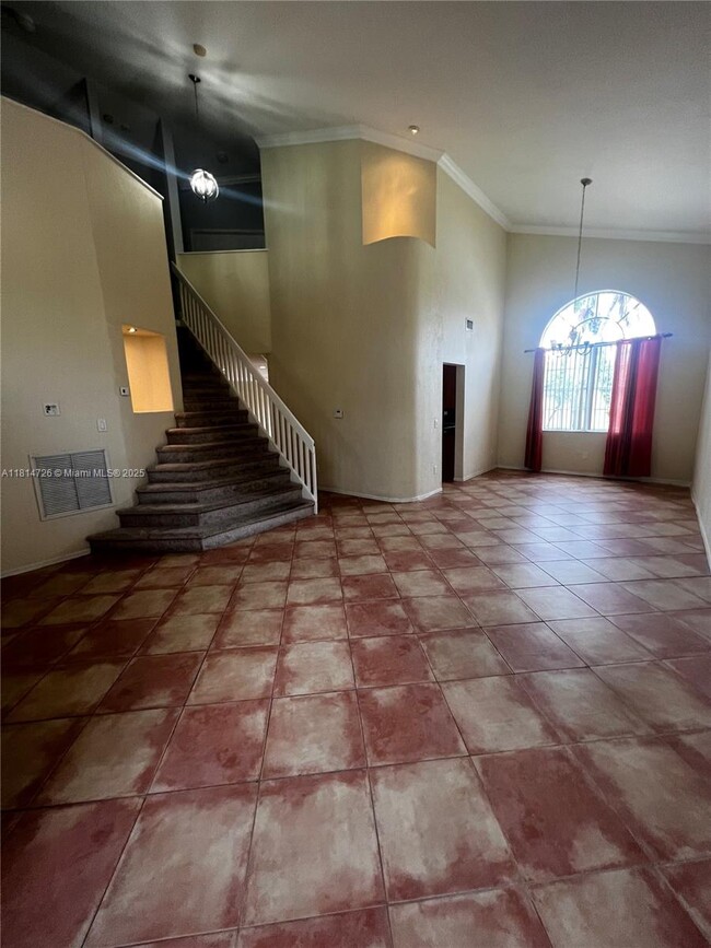Building Photo - 15640 SW 16th Ct