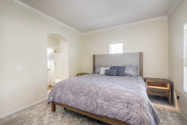 Building Photo - 3726 Mykonos Ln