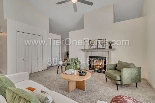 Building Photo - This property offers a NO DEPOSIT option available wit Obligo!