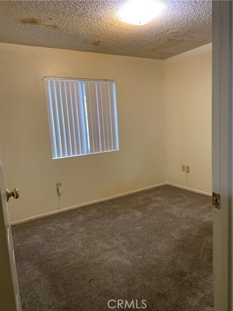 Building Photo - 1424 Lynwood Way