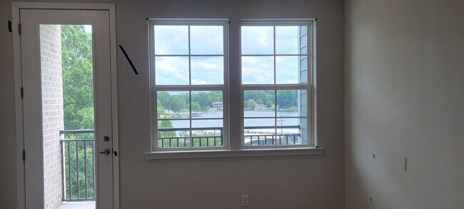 Building Photo - 4455 Reed Crk Dr