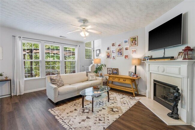 Building Photo - 3713 Verde Glen Ln