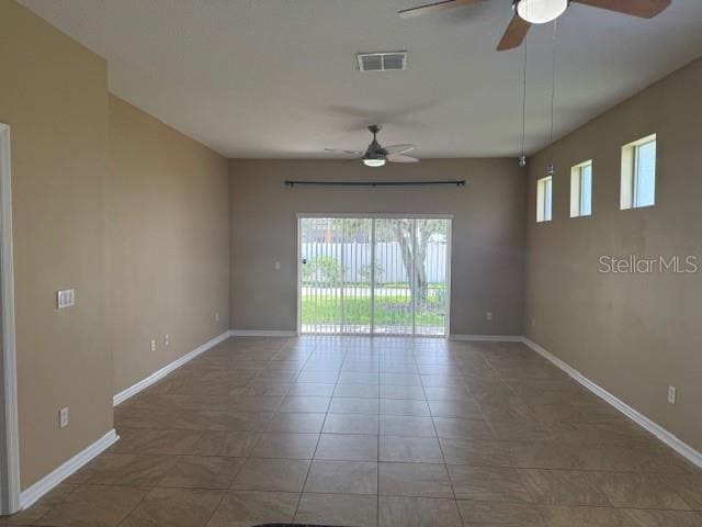 Building Photo - 14728 Sapodilla Dr