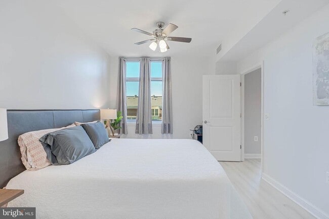 Building Photo - 11990 Market St