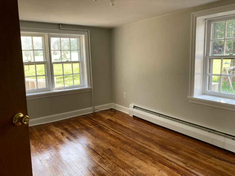 Building Photo - 389 Weinsteiger Rd