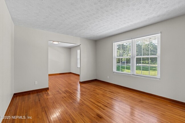 Building Photo - 5127 Lourcey Rd