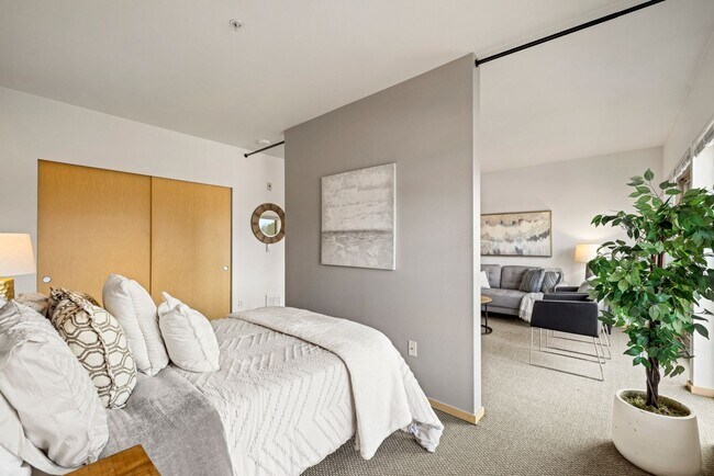 Building Photo - Top-Floor Studio with Stunning Views in Capitol Hill