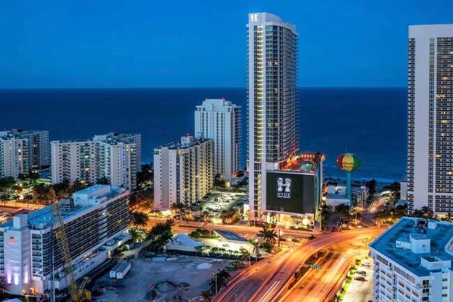 Building Photo - 4111 S Ocean Dr