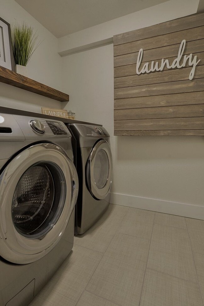 Building Photo - 535 Mt Jupiter Dr SW