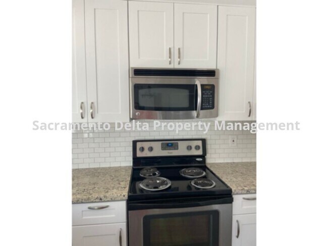 Building Photo - Nice home in Fair Oaks neighborhood