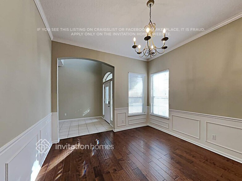 Building Photo - 1896 Bluebonnet Way