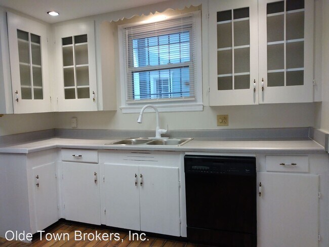 Building Photo - 1 br, 1 bath House - 404 E Anderson Street