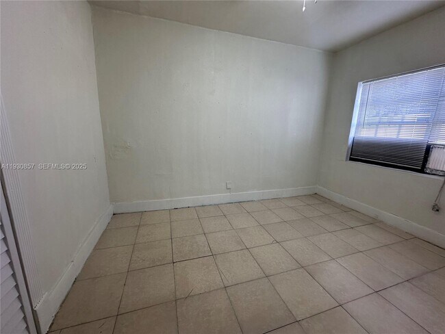 Building Photo - 1767 NW 5th St