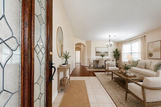 Building Photo - 5402 Rosehaven Ct