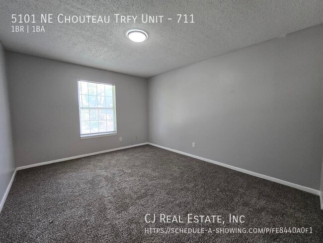 Building Photo - 5101 NE Chouteau Trafficway