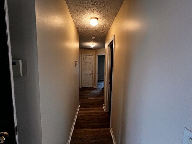 Building Photo - Home for Rent