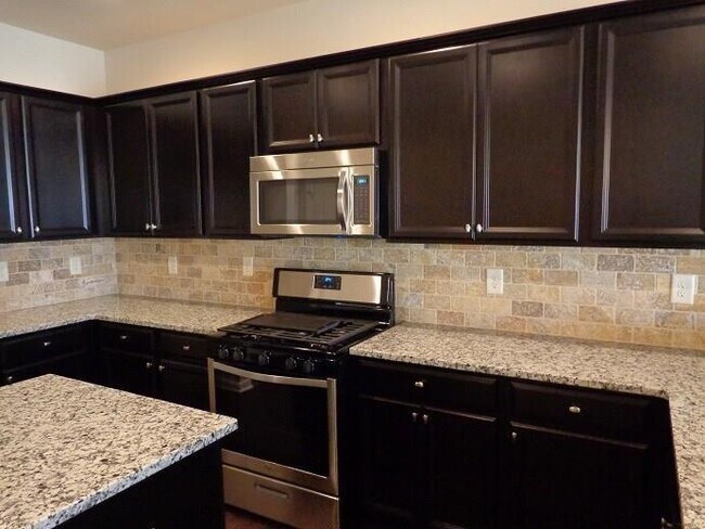 Building Photo - 3470 Flamingo Ln