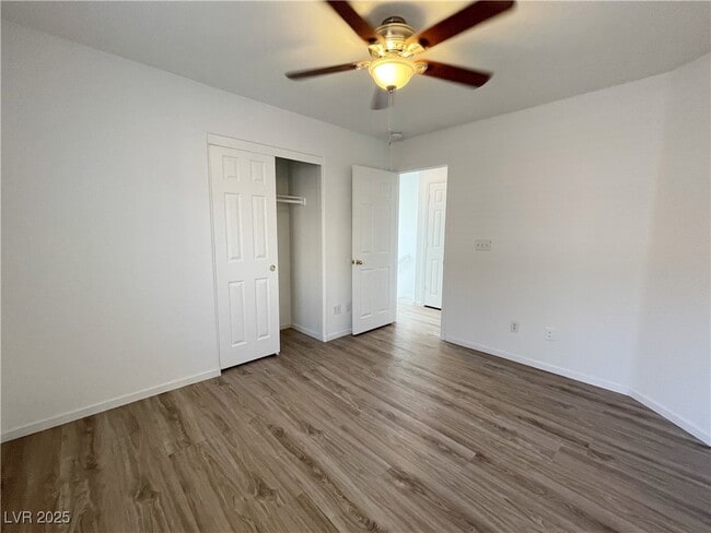 Building Photo - 9758 W Hanover Grove Ave