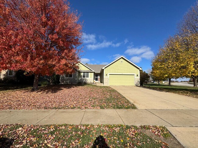 Building Photo - 1380 Stonecreek Dr