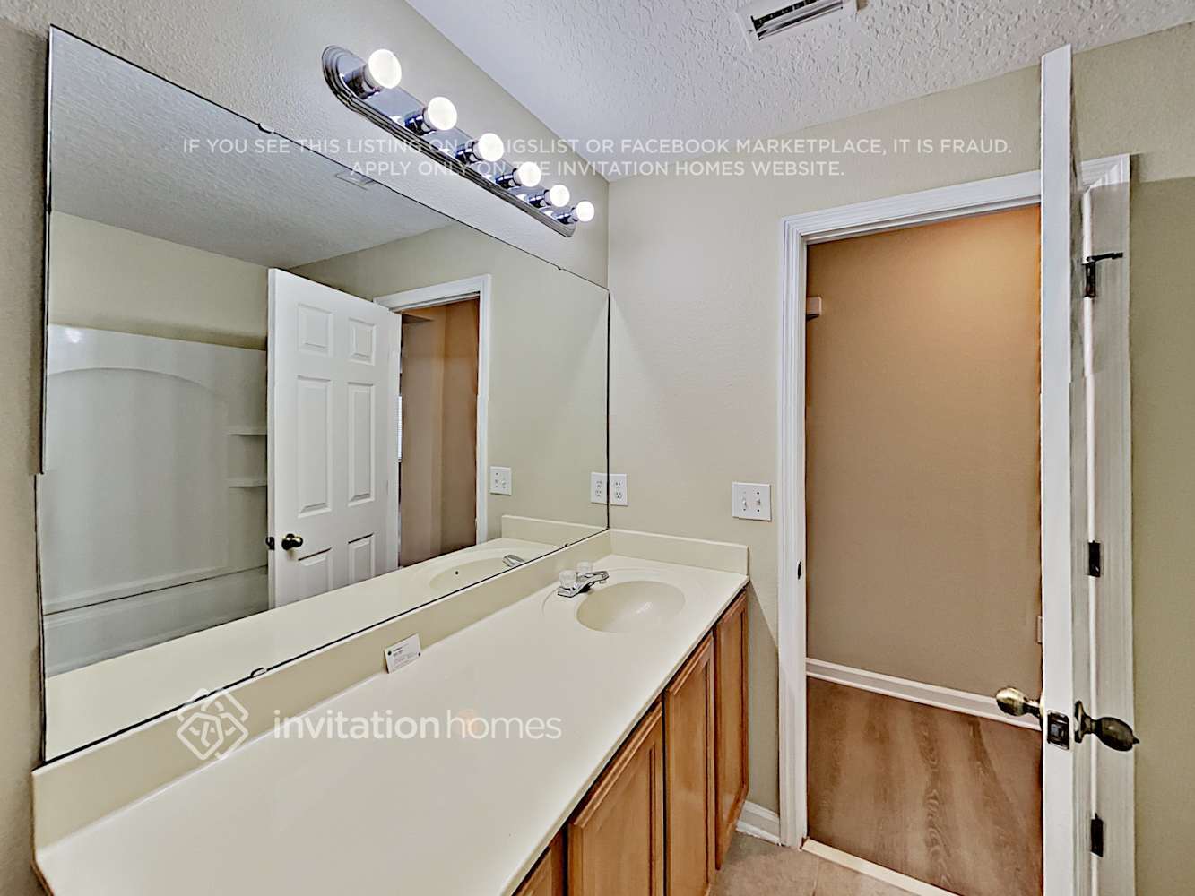 Building Photo - 1316 Tilapia Trail