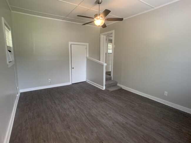 Building Photo - 1714 McHenry Ave