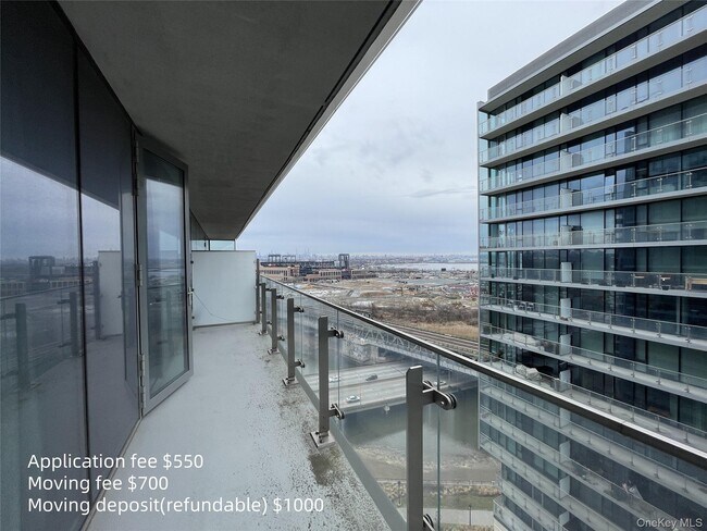 Building Photo - 13101 40th Rd