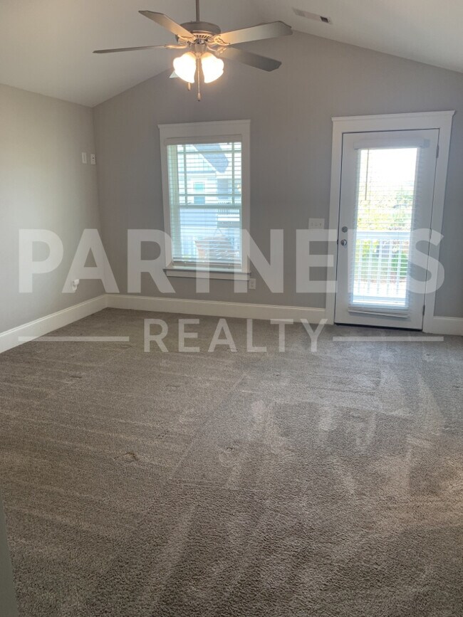 Building Photo - 170 Ave of Learning