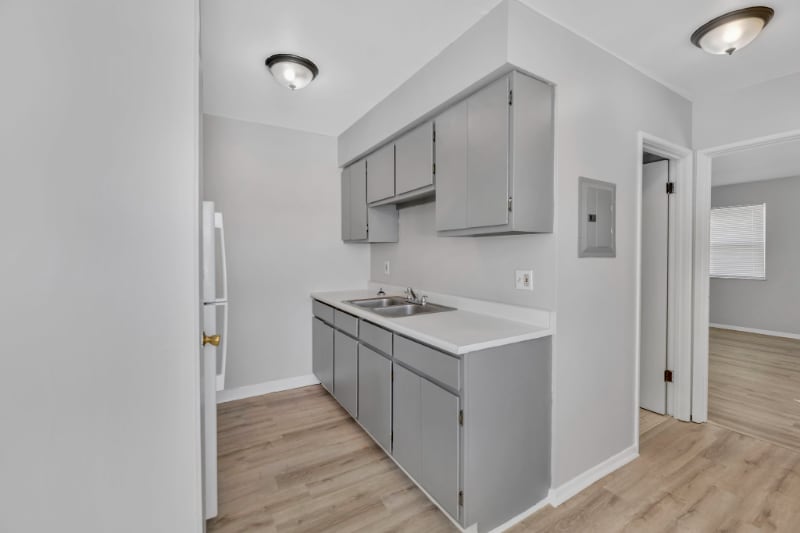 Building Photo - 930 Snider Rd