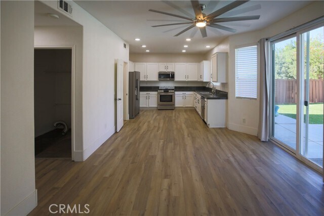 Building Photo - 38929 Burton Creek Ln