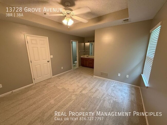 Building Photo - 13728 Grove Ave