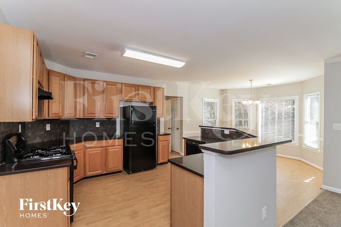Building Photo - 315 Horseshoe Bend