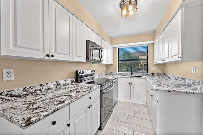 Building Photo - 7616 La Mesita Ct
