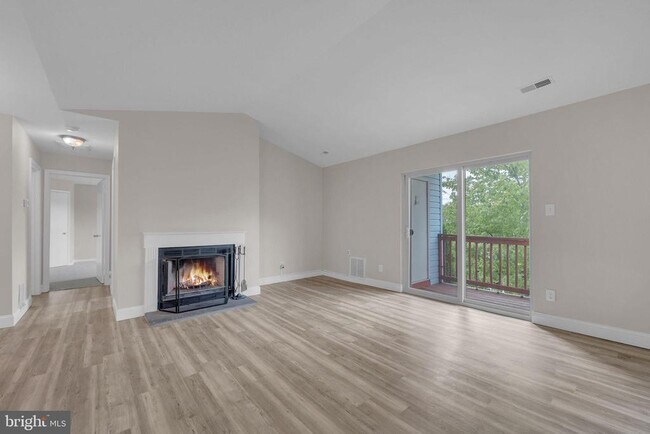 Building Photo - 620 Covington Ct