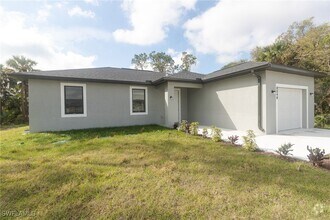 Building Photo - 8048 Sherwood Cir