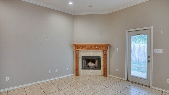 Building Photo - 2542 Windrose Dr