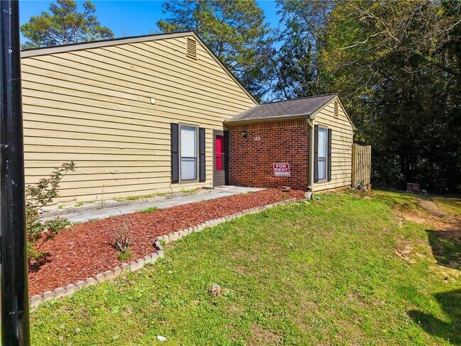 Building Photo - 129 Sandalwood Cir