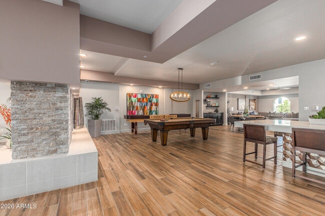 Building Photo - 2511 W Queen Creek Rd