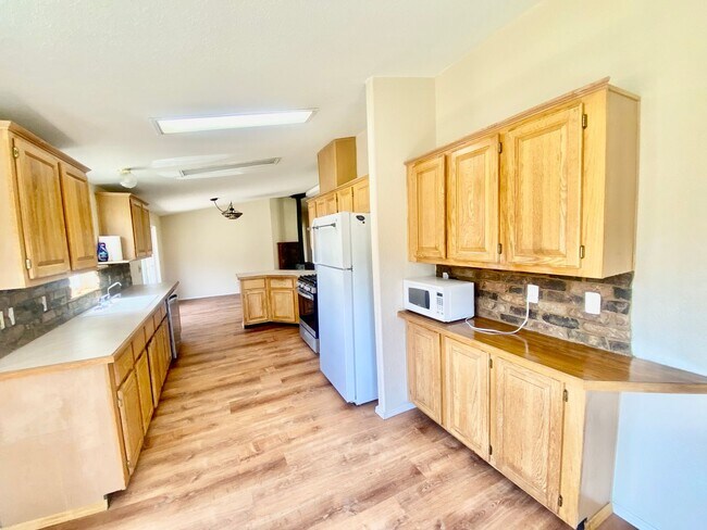 Building Photo - Serene, beautiful home in the Lower Blanco area of Pagosa!!