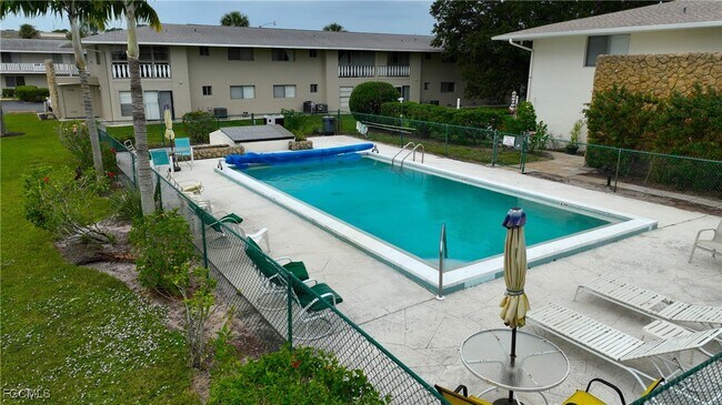 Building Photo - 349 Joel Blvd