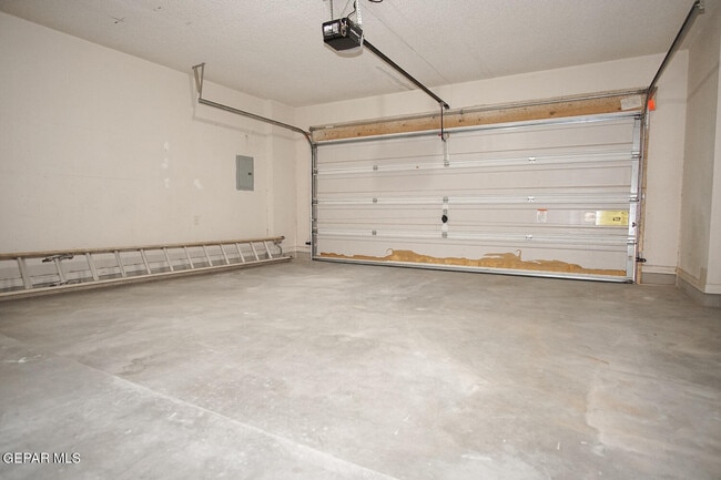 Building Photo - 13717 Paseo De Fe Cir