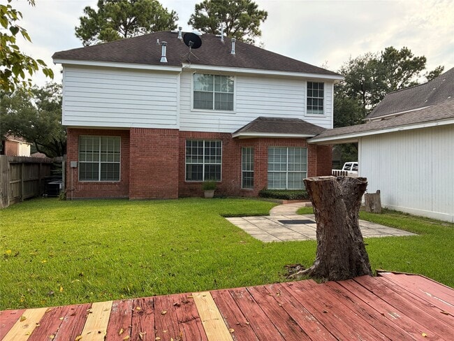 Building Photo - 12422 Hammersmith Dr