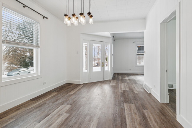 Formal Dining Room Front Entrance - 2878 Kimmel St