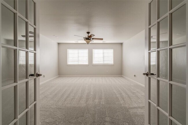 Building Photo - 22525 Lindy Terrace