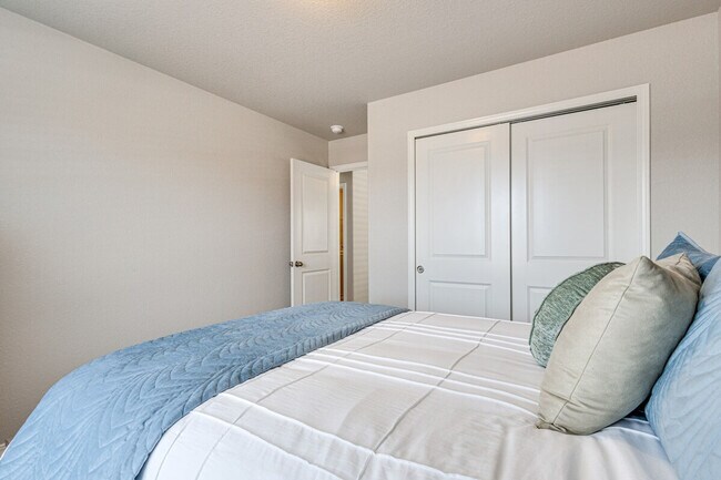 Building Photo - 8466 Blue Feather Lp