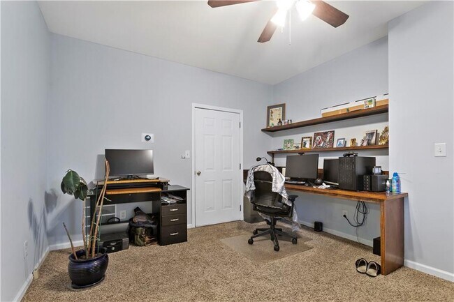 Building Photo - 2924 Wintercrest Way