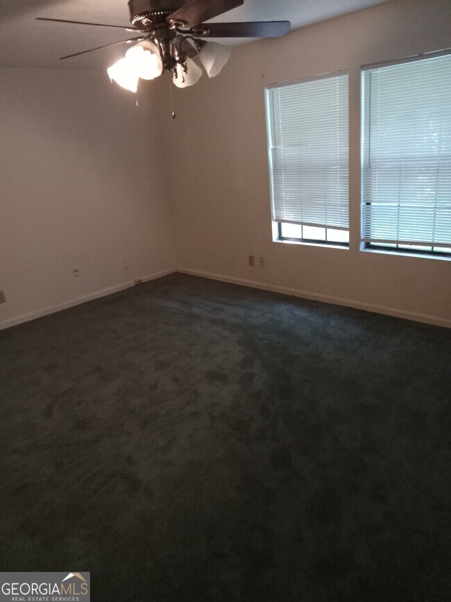 Building Photo - 969 Redan Trail